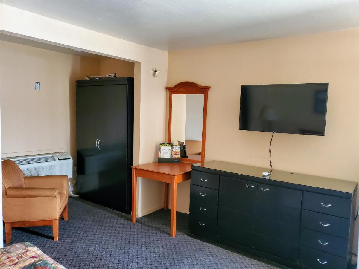 Sands Motel Grants Exterior photo