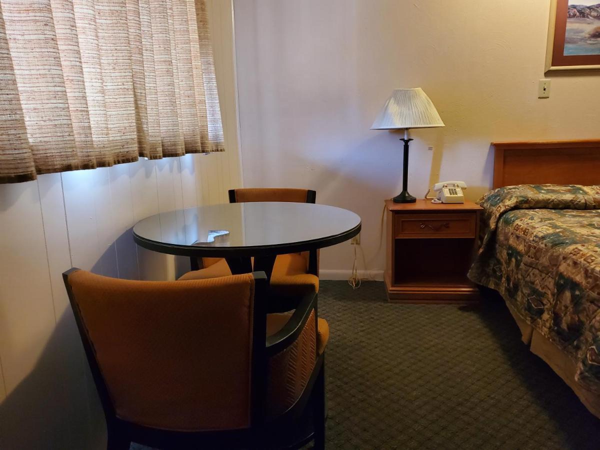 Sands Motel Grants Exterior photo